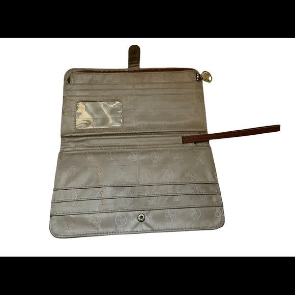 Adrienne Vittadini brown wristlet wallet, inside/out zip pockets, card pockets. - Picture 7 of 7